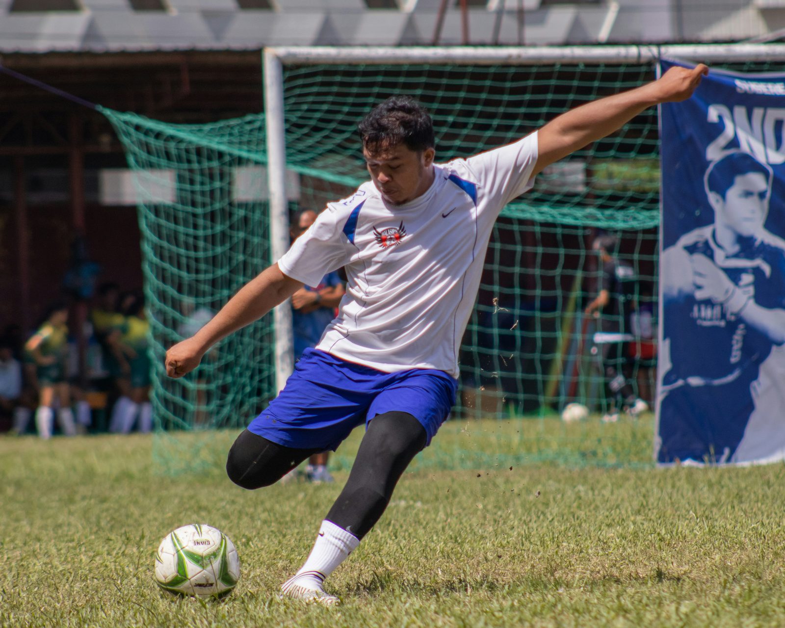 网页与手机应用一致风格的多端配图